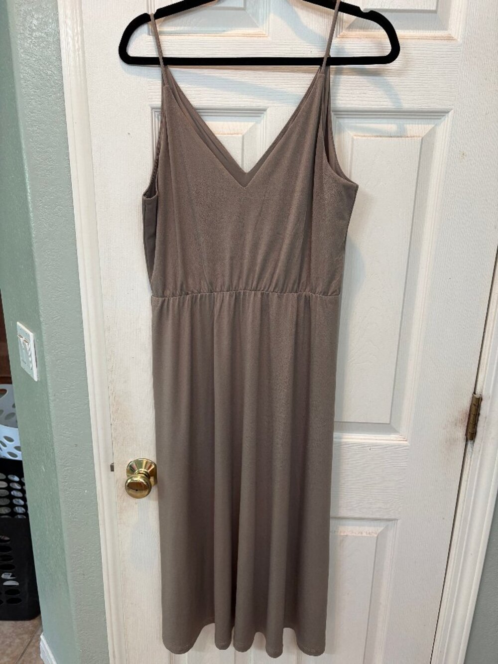 H&M Taupe Brown V-Neck Cami Maxi Dress Elastic Waist Size Medium